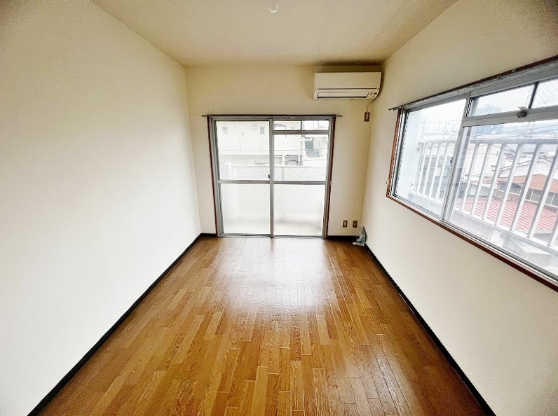 井堀C.V. リビング