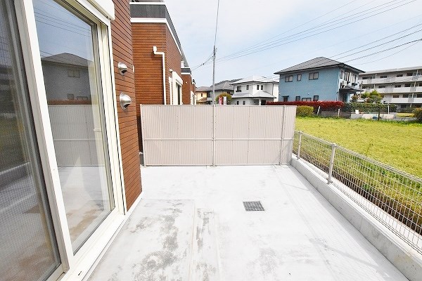 アヴニールⅠ  ベランダ