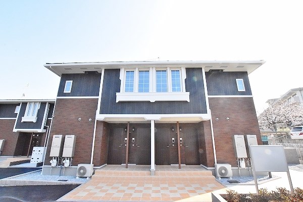 アヴニールⅡ 102号室 外観