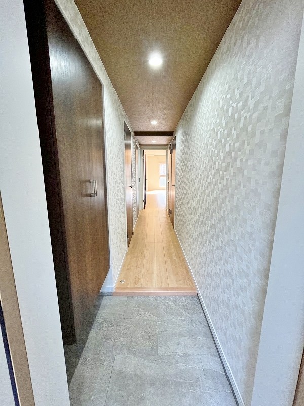 サンビル守恒   玄関