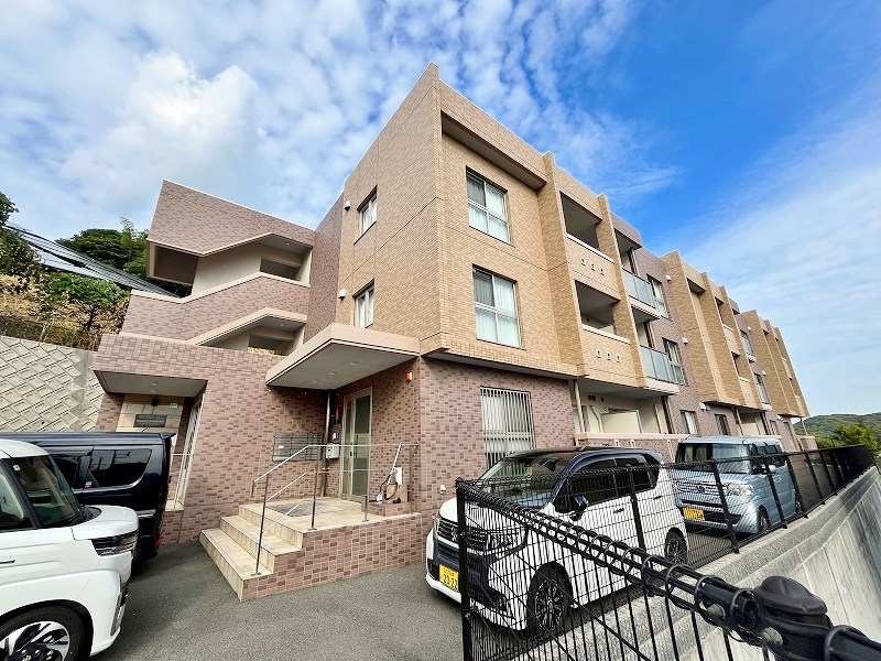 サンビル守恒  302号室 外観