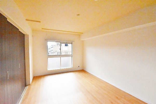 サンビル守恒   ベランダ