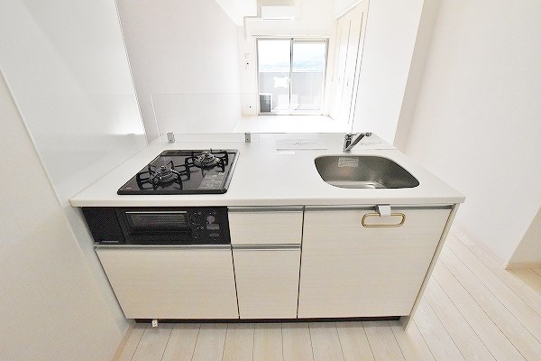 ビッグファミリー葛原Ⅱ キッチン