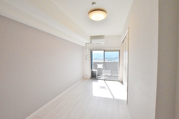 ビッグファミリー葛原Ⅱ ベランダ