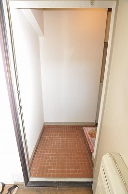 上の原ハイツ　 玄関