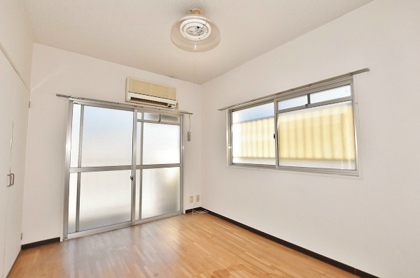 朝日ハイツ ベッドルーム