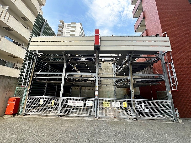 ギャラン吉野町 駐車場