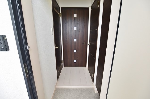 レジェンド朽網 玄関