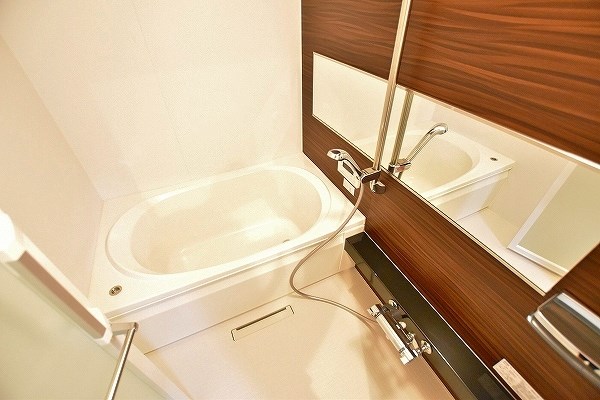 ラピス・ラジュリ 風呂画像