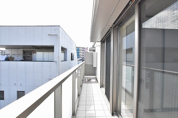 ラピス・ラジュリ ベランダ