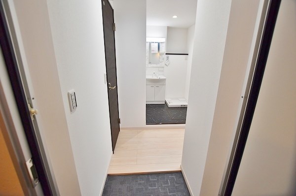 TENOU BLD（テンオウビルド） 玄関