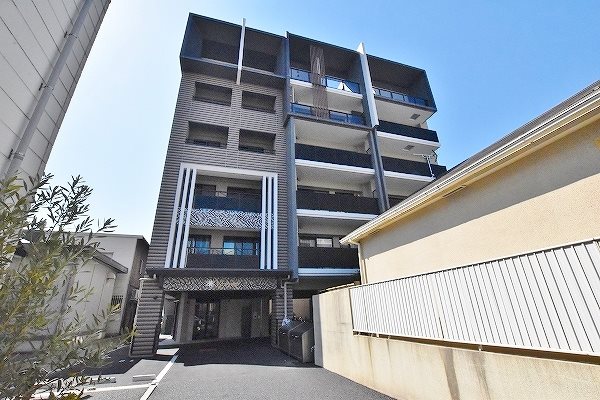 ヴェールヴァン西小倉  202号室 外観