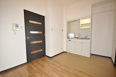 ウイングス片野Ⅱ リビング