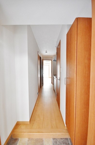 Ｓｕｎｆｌｏｗｅｒ(サンフラワー) 玄関