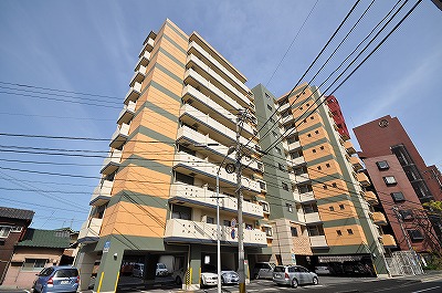 ウィングス砂津 外観