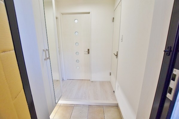 スマート到津 玄関