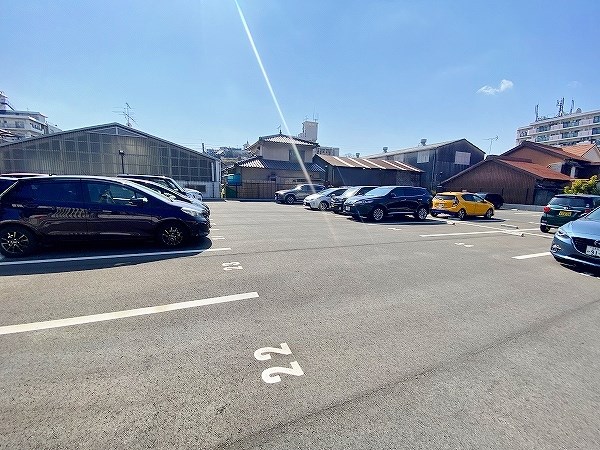 ピノ沖台 駐車場
