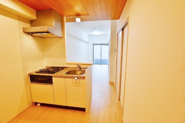 ウイングス三郎丸 キッチン