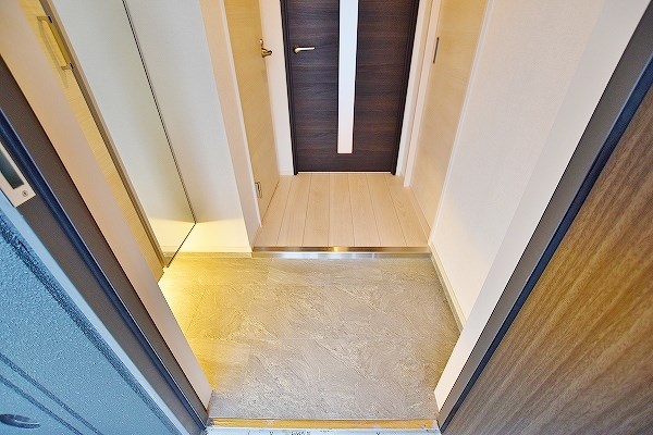 ラ・フェリス城野 玄関