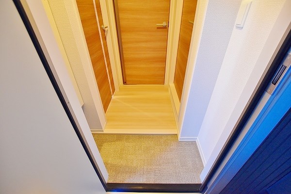 トレス城野貮番館 玄関