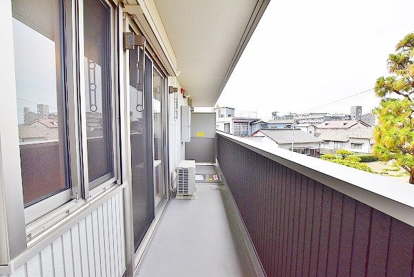 Ａｒｉｇａ　10（アリガ　トウ） ベランダ