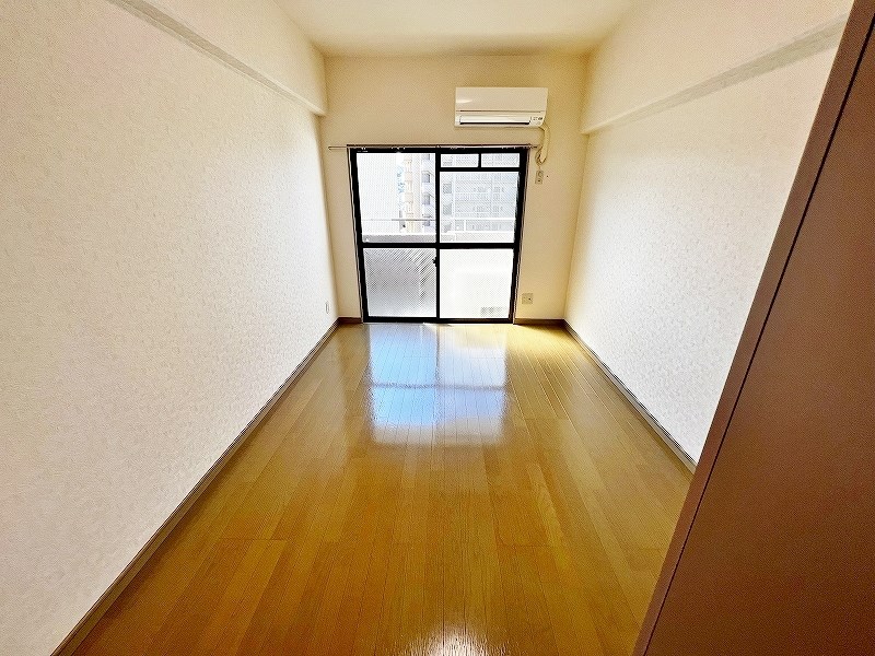 トーケン設計戸畑駅前Ⅰ リビング