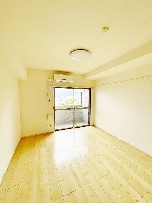 ベーシックグローブ  ベッドルーム