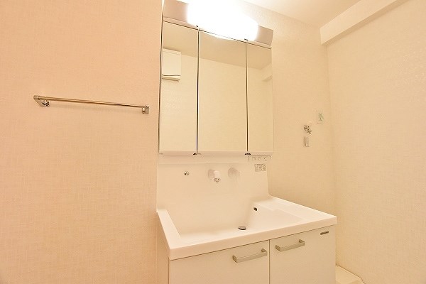 Studie TOBIHATA (スタディ飛幡)  その他1