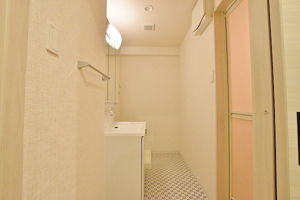 Studie TOBIHATA (スタディ飛幡)  その他10