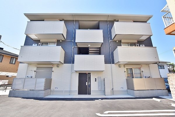 ポサーダ三萩野 105号室 外観