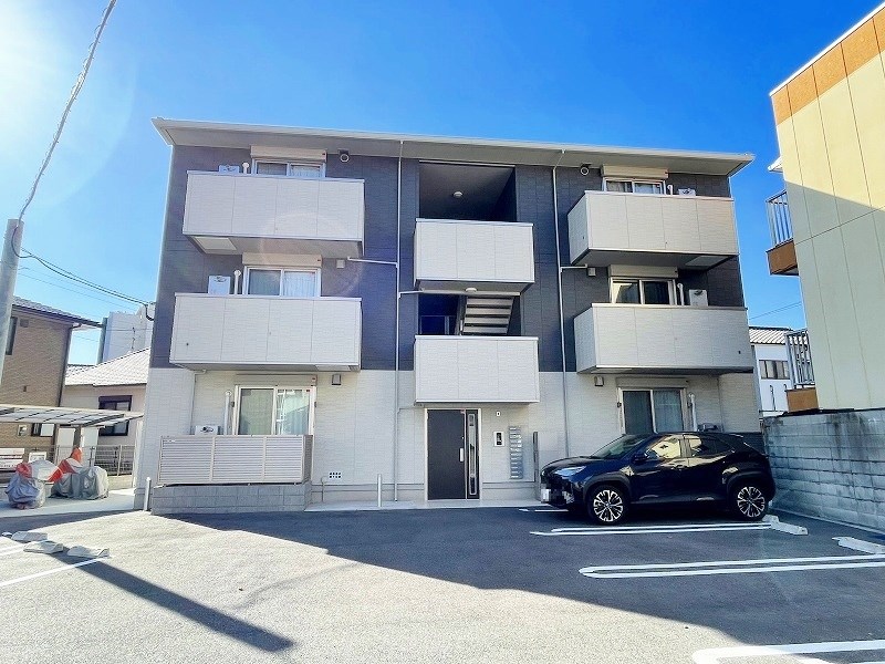 ポサーダ三萩野 105号室 外観