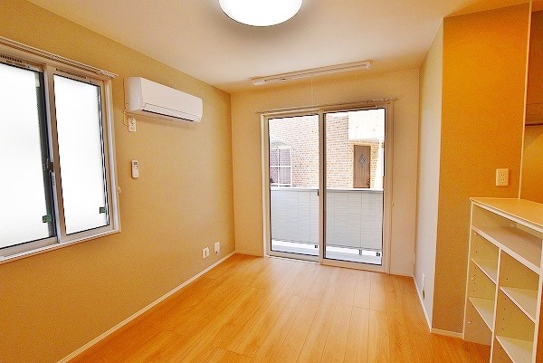 ルーブル下富野 リビング