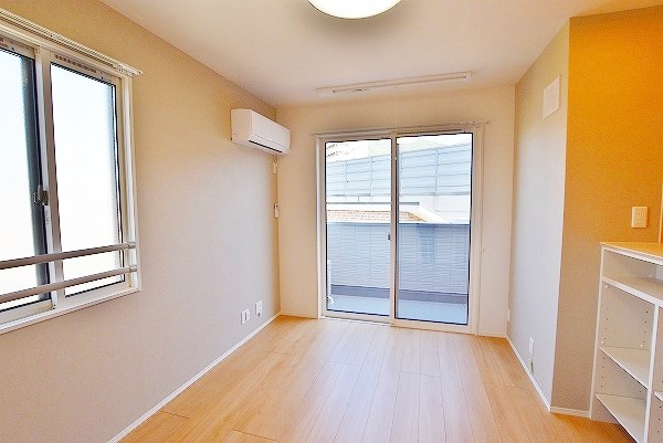 ルーブル下富野 リビング