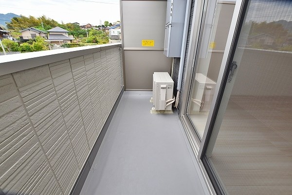 Ｇｒａｎｄ　ｓｏｌｅｉｌ　小倉北(グランドソレイユ小倉北） ベランダ