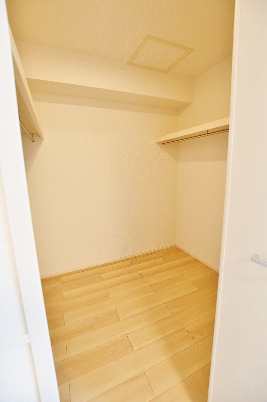 リヴァーサ・ヒル その他4