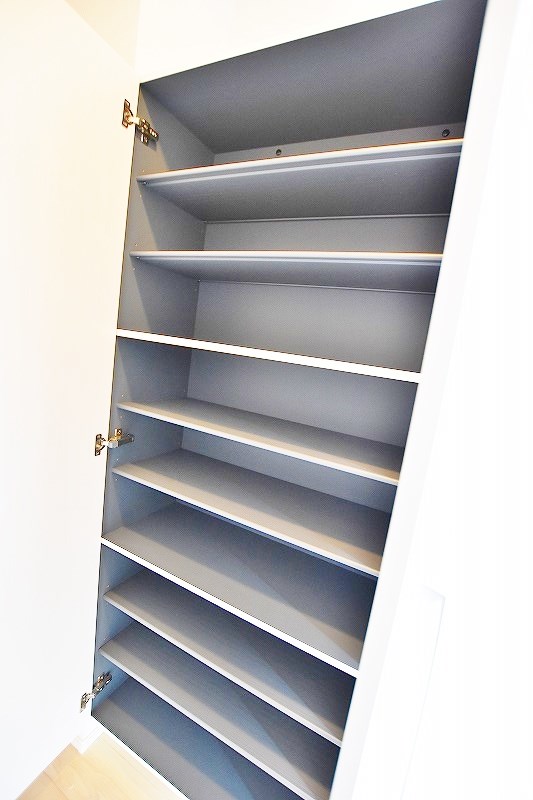 リヴァーサ・ヒル その他6