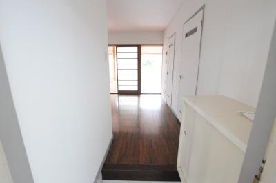 プレジール水神Ａ棟 玄関