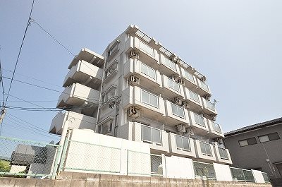 シャトレ片野Ⅲ 303号室 外観