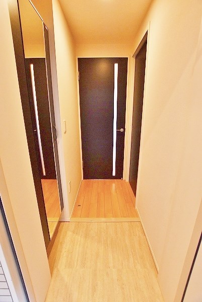 Mｅｒｖｅｉｌｌｅ・三萩野（メルヴェーユ三萩野） 玄関