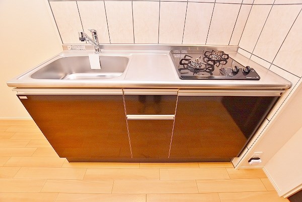 Mｅｒｖｅｉｌｌｅ・三萩野（メルヴェーユ三萩野） キッチン