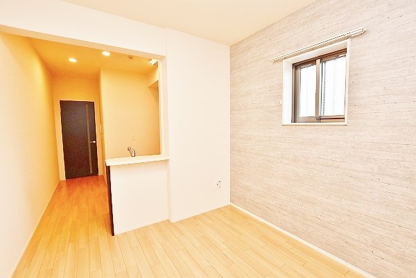 Mｅｒｖｅｉｌｌｅ・三萩野（メルヴェーユ三萩野） リビング