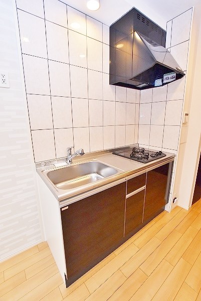 Mｅｒｖｅｉｌｌｅ・三萩野（メルヴェーユ三萩野） キッチン