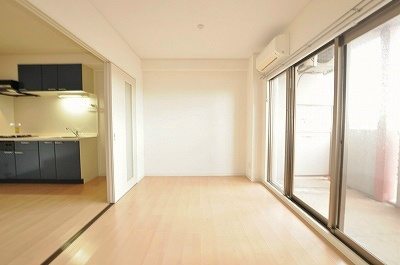 竪町センタービル ベッドルーム