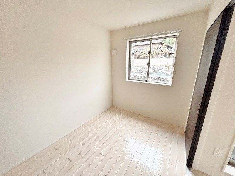 ヴェルジュ菅原 ベッドルーム