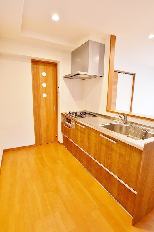 フォーラム岡田 キッチン