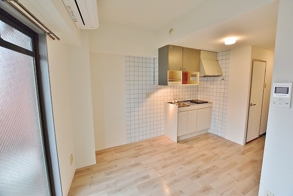 メゾン・ド・エール リビング