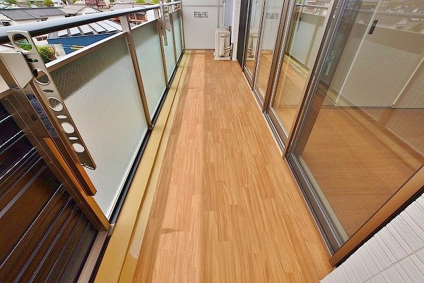 モアプラス日明エントラーダ ベランダ