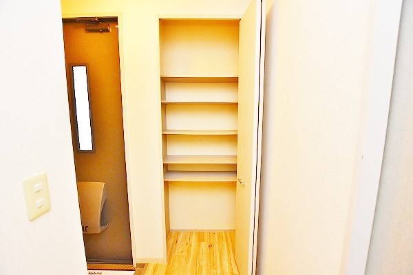 エヴァーグリーン紫の池　Ｃ棟 その他13