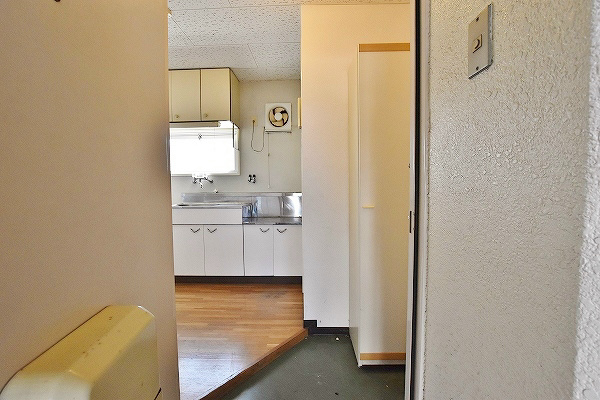 朝日ハイツ 玄関