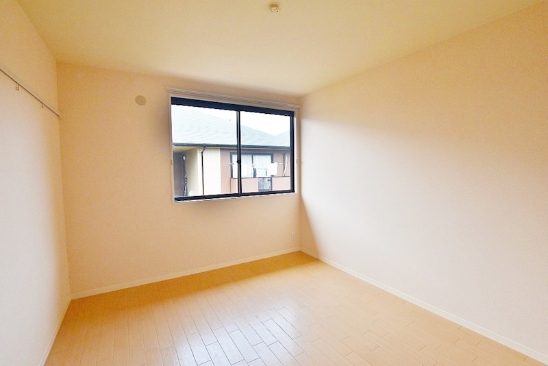 レシェンテ徳力　Ｄ棟 ベッドルーム